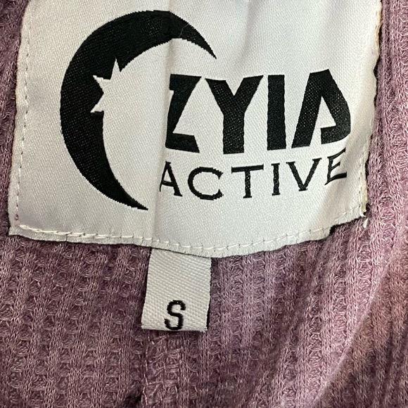 Zyia Active Lilac Don’t Wake Me Thermal Jogger Pants - Picture 9 of 11